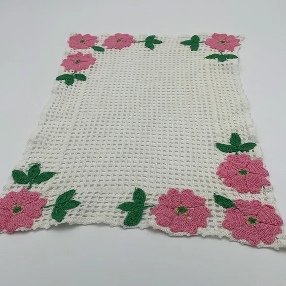 Vintage Handmade Knit Small Table Topper Doily White and Pink Flowers - Picture 7 of 8